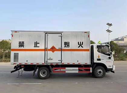 江苏爆破器材运输车