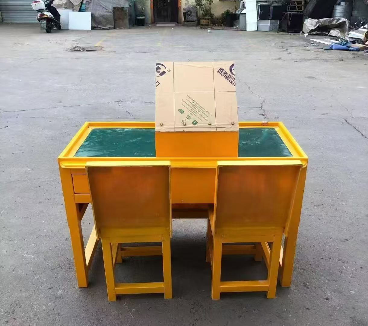 江苏防静电导通桌井下煤矿火工品发放桌：危险品流转的安全守护者